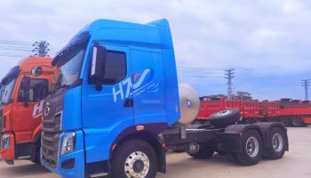 敏銳捕捉商機，高效跟進客戶——商用車與物流事業部喜獲10臺540馬力LNG牽引車訂單